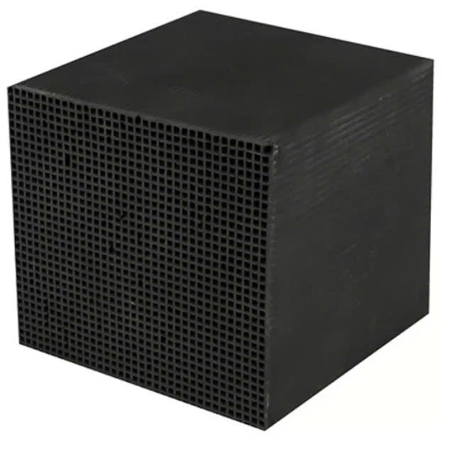 than hoạt tính tổ ong